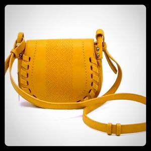 Lucky Brand Women's Wind Crossbody (Saffron) Cross